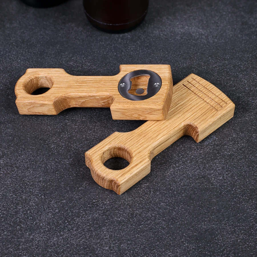flaschenoeffner-motorkolben-eiche-5 Flaschenöffner in Kolbenform aus Eichenholz, präzise CNC-gefertigt, fein geschliffen und mit Magnet zum Auffangen von Kronkorken