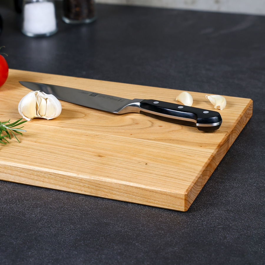 schneidebrett-kirsche-handgefertigt-1 Schneidebrett aus massivem Kirschholz, handgefertigt und geölt