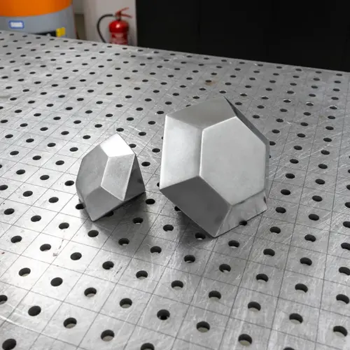 schweissuebung_diamant_2 Ein Diamant in verschiedenen Größen als Bausatz zum Schweißen. Geeignet für MAG-, WIG- sowie Elektrodenschweißen.